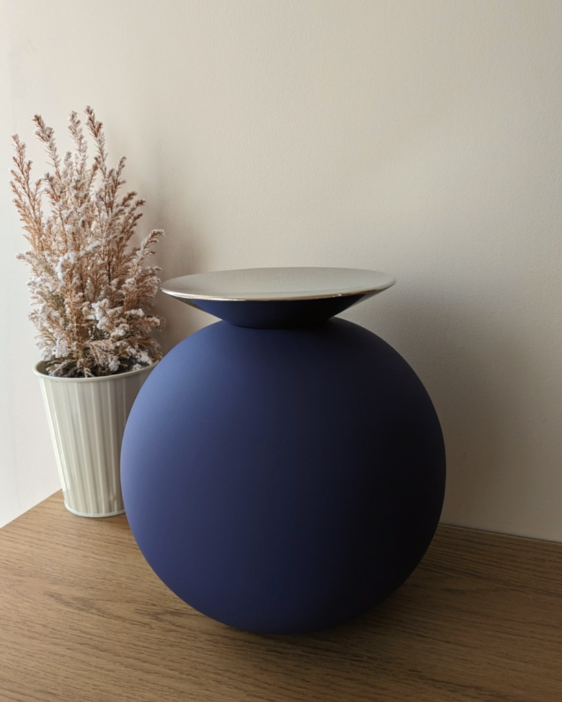 Crescent Sphere Standard Adult Urn Navy & Polished Silver