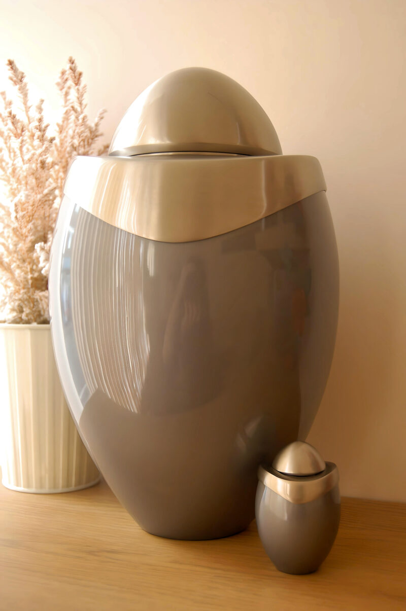 Amore Standard Adult Urn French Grey & Brushed Pewter