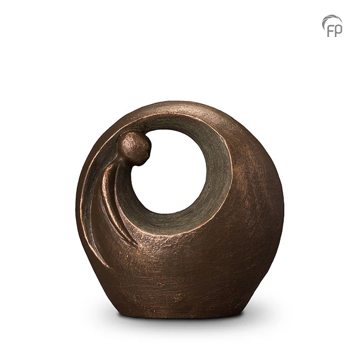 Ceramic urn bronze