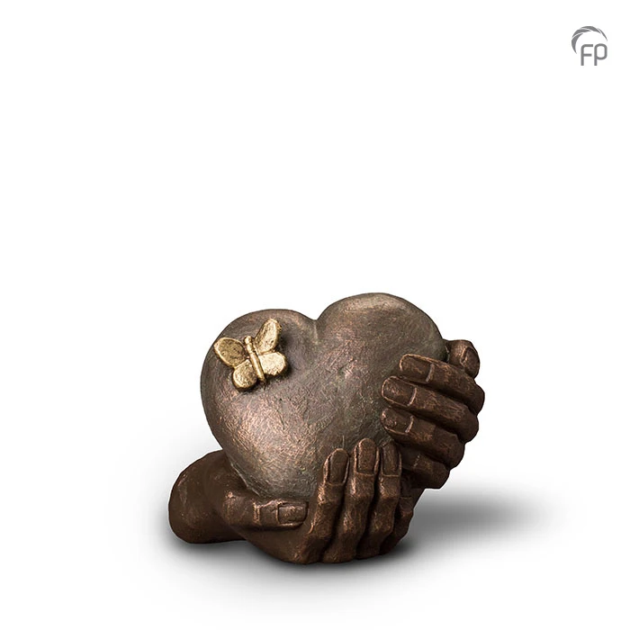 Ceramic urn bronze