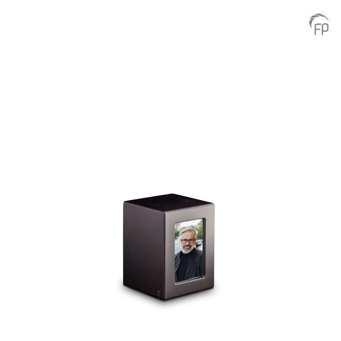 MDF small urn