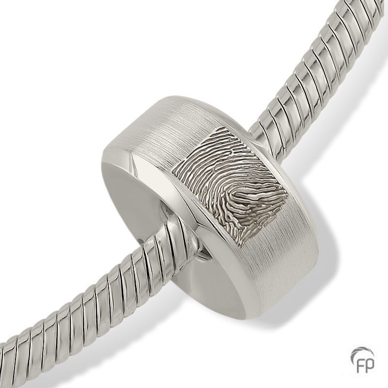 Atlantis ash jewellery Memorial Bead with fingerprint